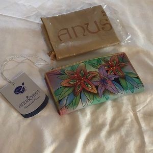 NWT Anuschka Wallet